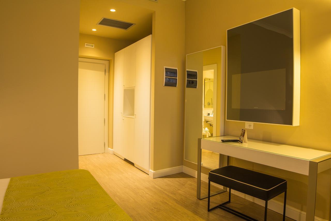 Hotel Universal Livorno Ngoại thất bức ảnh