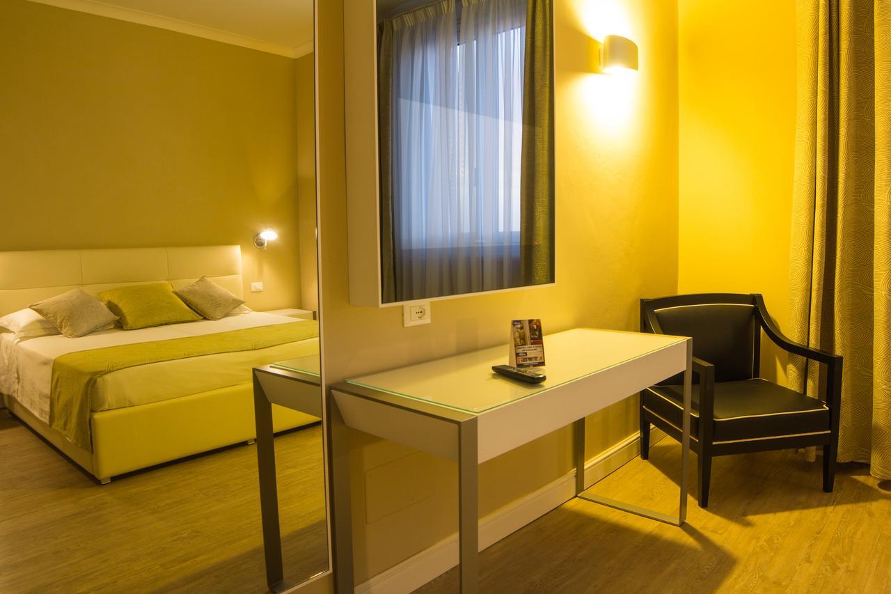 Hotel Universal Livorno Ngoại thất bức ảnh